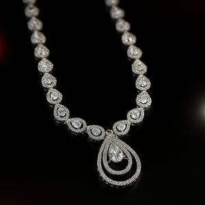 Royal Fine Jewellery White Diamond White Gold Drop Link Necklace