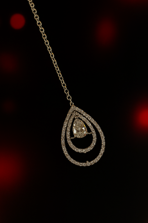 Royal Fine Jewellery White Diamond White Gold Drop Link Necklace